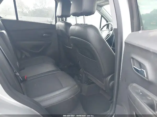 KL7CJLSB5HB133263 2017 CHEVROLET TRAX - Image 8