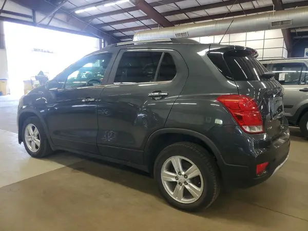 KL7CJLSB5HB150032 2017 CHEVROLET TRAX - Image 2