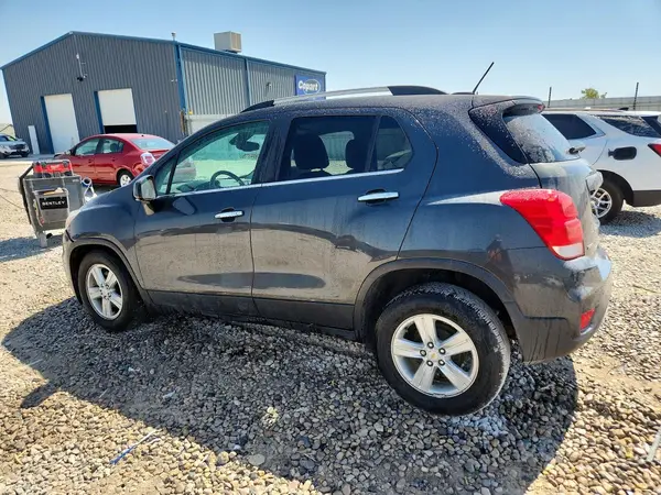 KL7CJLSB5HB152105 2017 CHEVROLET TRAX - Image 2