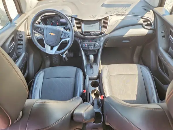 KL7CJLSB5HB152105 2017 CHEVROLET TRAX - Image 8