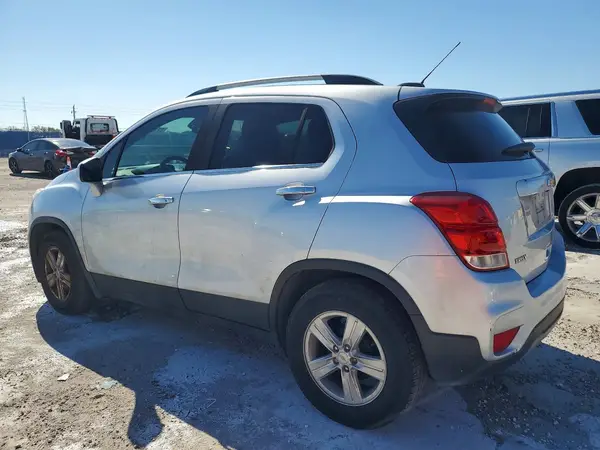 KL7CJLSB5HB153710 2017 CHEVROLET TRAX - Image 2