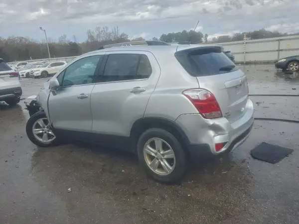 KL7CJLSB5HB193432 2017 CHEVROLET TRAX - Image 2