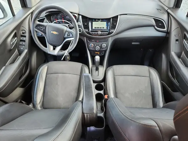 KL7CJLSB5HB201383 2017 CHEVROLET TRAX - Image 8