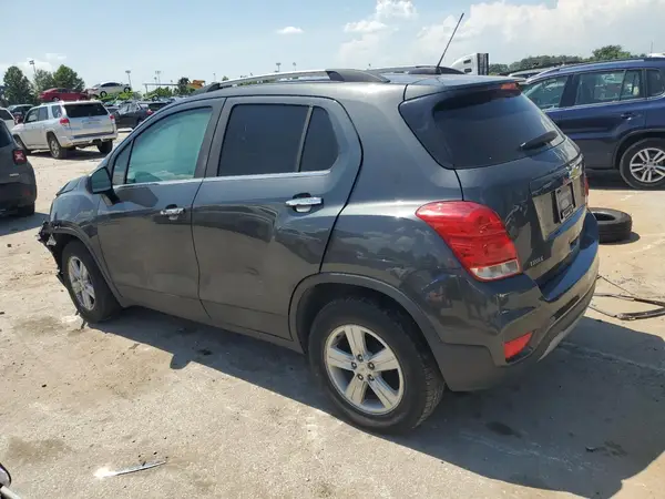 KL7CJLSB5HB217518 2017 CHEVROLET TRAX - Image 2
