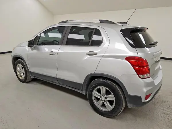 KL7CJLSB5HB231533 2017 CHEVROLET TRAX - Image 2