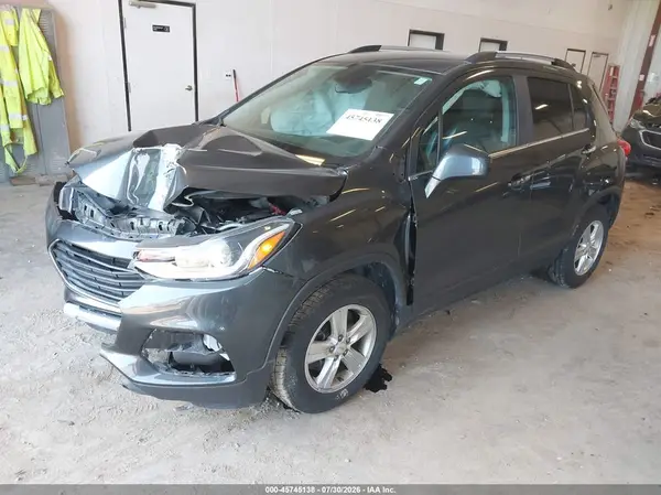 KL7CJLSB5JB599474 2018 CHEVROLET TRAX - Image 2