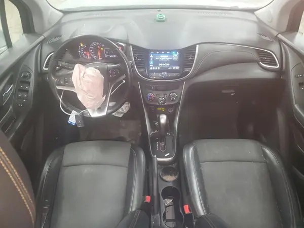 KL7CJLSB5JB667353 2018 CHEVROLET TRAX - Image 8