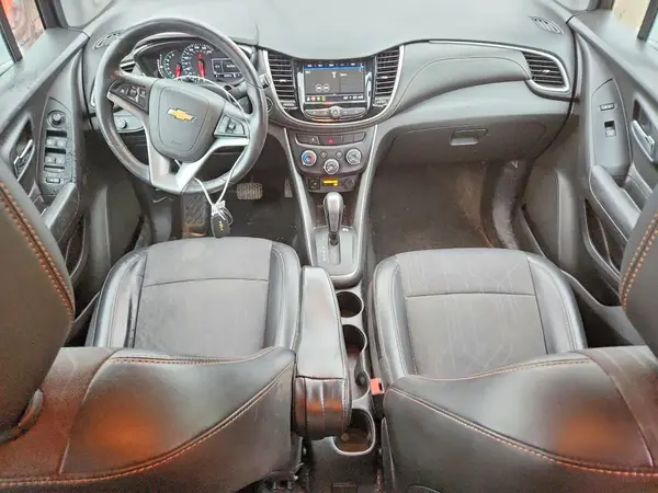 KL7CJLSB5JB709021 2018 CHEVROLET TRAX - Image 8