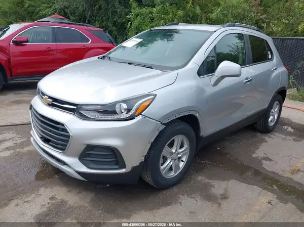 KL7CJLSB5KB751710 2019 CHEVROLET TRAX - Image 2