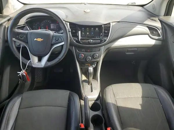 KL7CJLSB5KB757068 2019 CHEVROLET TRAX - Image 8