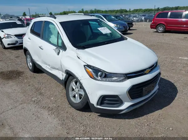 KL7CJLSB5KB771603 2019 CHEVROLET TRAX - Image 1