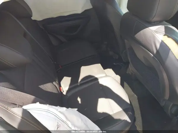 KL7CJLSB5KB771603 2019 CHEVROLET TRAX - Image 8