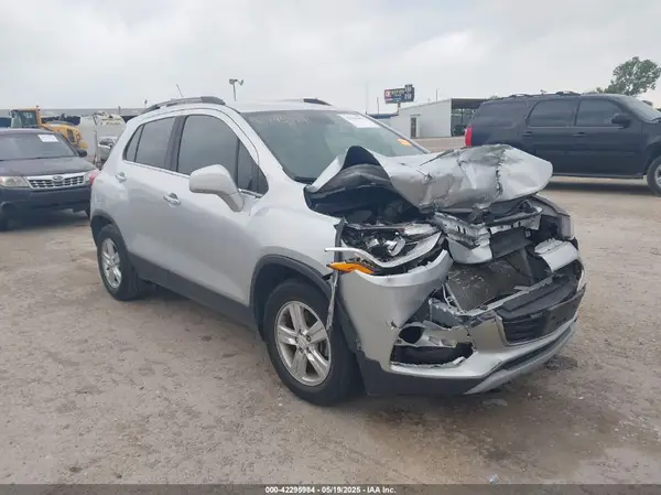 KL7CJLSB5KB848938 2019 CHEVROLET TRAX - Image 1