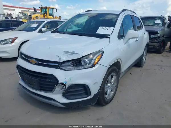 KL7CJLSB5KB850009 2019 CHEVROLET TRAX - Image 2