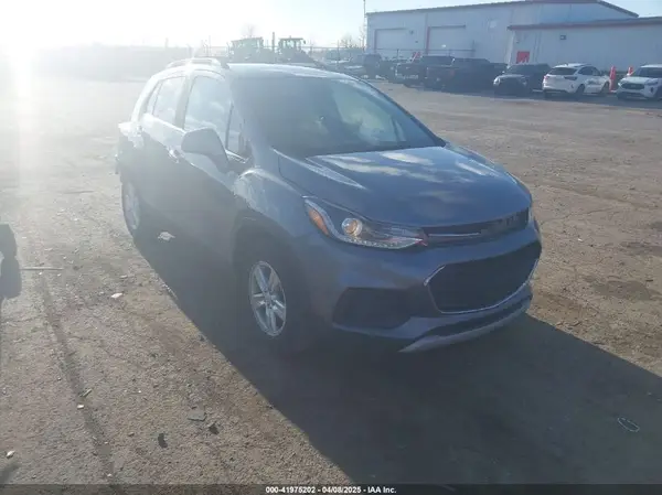 KL7CJLSB5KB850575 2019 CHEVROLET TRAX - Image 1