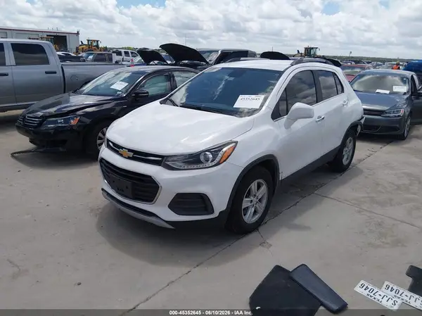 KL7CJLSB5KB869594 2019 CHEVROLET TRAX - Image 2