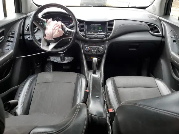 KL7CJLSB5KB893961 2019 CHEVROLET TRAX - Image 8