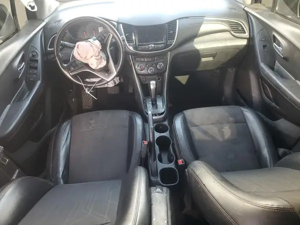 KL7CJLSB5KB906708 2019 CHEVROLET TRAX - Image 8