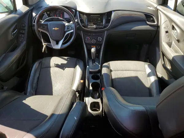 KL7CJLSB5KB912427 2019 CHEVROLET TRAX - Image 8