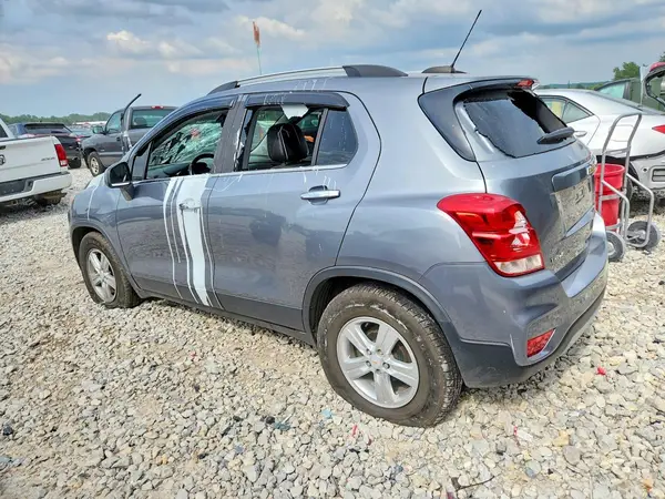 KL7CJLSB5KB946903 2019 CHEVROLET TRAX - Image 2
