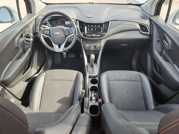 KL7CJLSB5KB957786 2019 CHEVROLET TRAX - Image 8