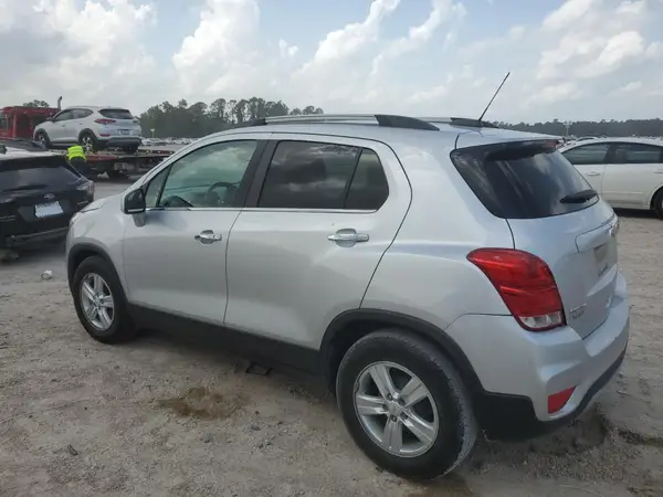 KL7CJLSB5KB958579 2019 CHEVROLET TRAX - Image 2