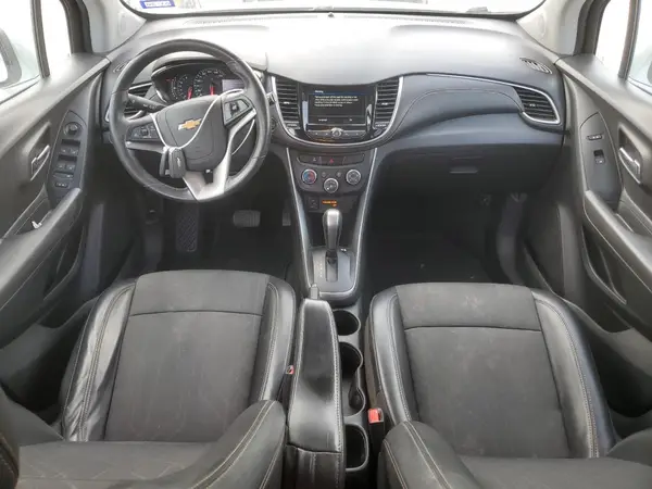 KL7CJLSB5KB958579 2019 CHEVROLET TRAX - Image 8