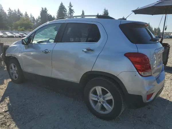 KL7CJLSB5KB961935 2019 CHEVROLET TRAX - Image 2