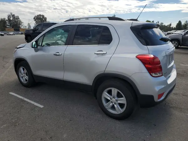 KL7CJLSB5LB009292 2020 CHEVROLET TRAX - Image 2