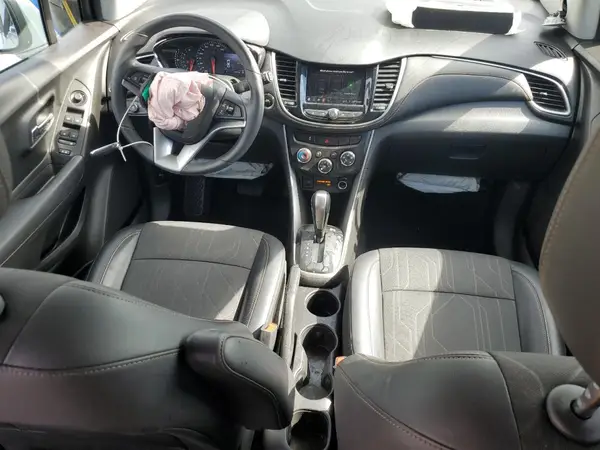 KL7CJLSB5LB009292 2020 CHEVROLET TRAX - Image 8