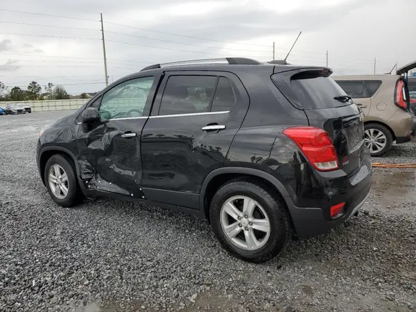 KL7CJLSB5LB010510 2020 CHEVROLET TRAX - Image 2