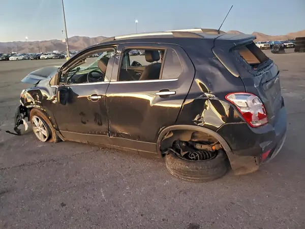 KL7CJLSB5LB011124 2020 CHEVROLET TRAX - Image 2