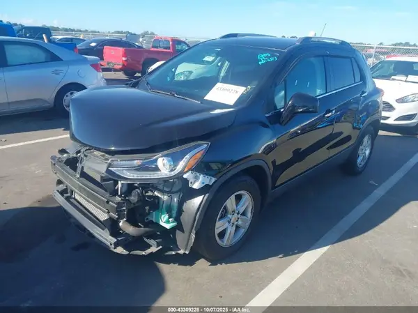 KL7CJLSB5LB034600 2020 CHEVROLET TRAX - Image 2