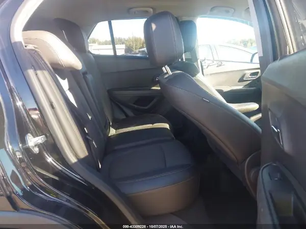 KL7CJLSB5LB034600 2020 CHEVROLET TRAX - Image 8