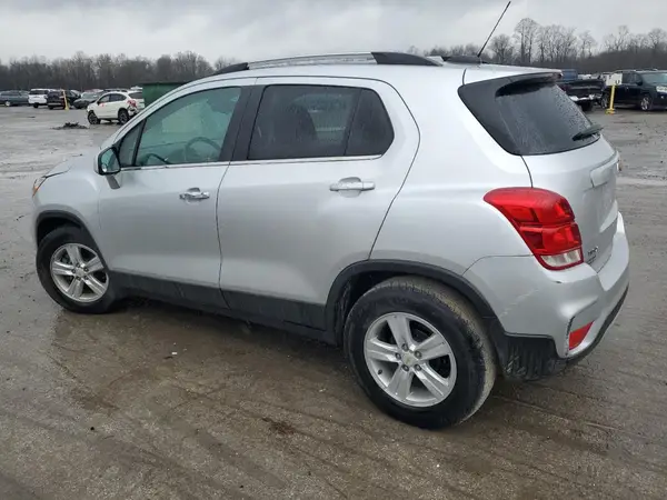 KL7CJLSB5LB039134 2020 CHEVROLET TRAX - Image 2