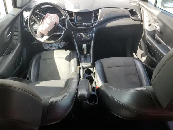KL7CJLSB5LB042972 2020 CHEVROLET TRAX - Image 8
