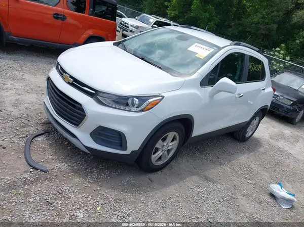 KL7CJLSB5LB051378 2020 CHEVROLET TRAX - Image 2