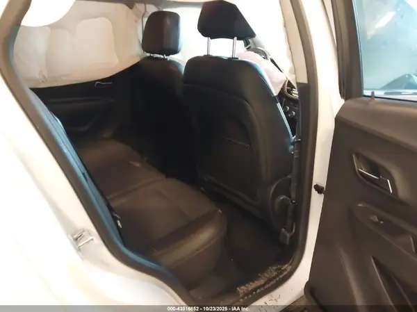 KL7CJLSB5LB064146 2020 CHEVROLET TRAX - Image 8