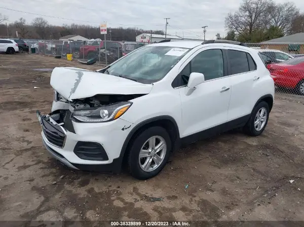 KL7CJLSB5LB066642 2020 CHEVROLET TRAX - Image 2