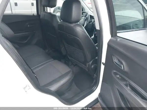 KL7CJLSB5LB066642 2020 CHEVROLET TRAX - Image 8