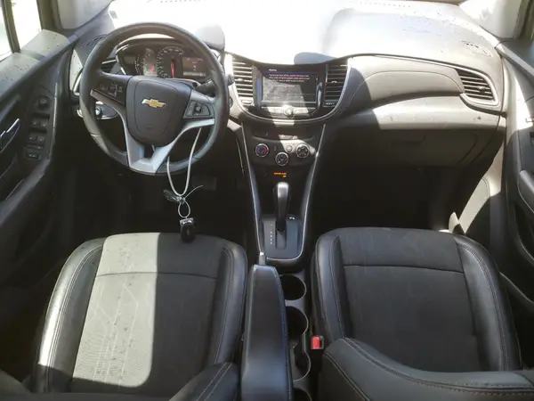 KL7CJLSB5LB069699 2020 CHEVROLET TRAX - Image 8