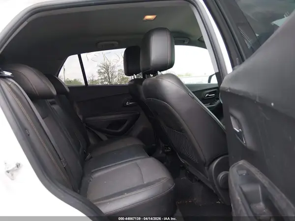 KL7CJLSB5LB313545 2020 CHEVROLET TRAX - Image 8