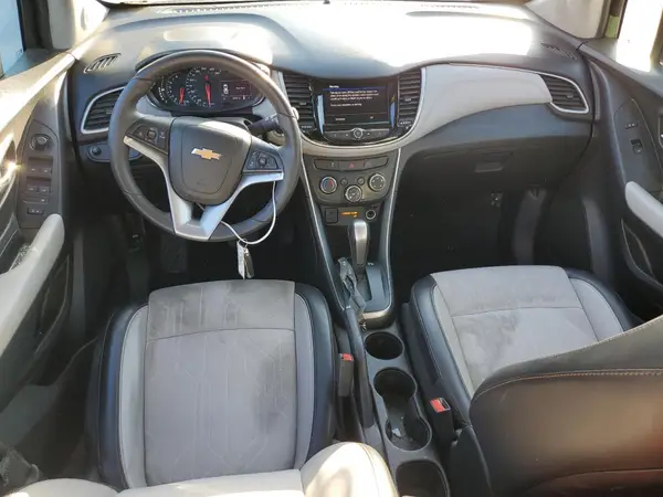 KL7CJLSB5LB321922 2020 CHEVROLET TRAX - Image 8