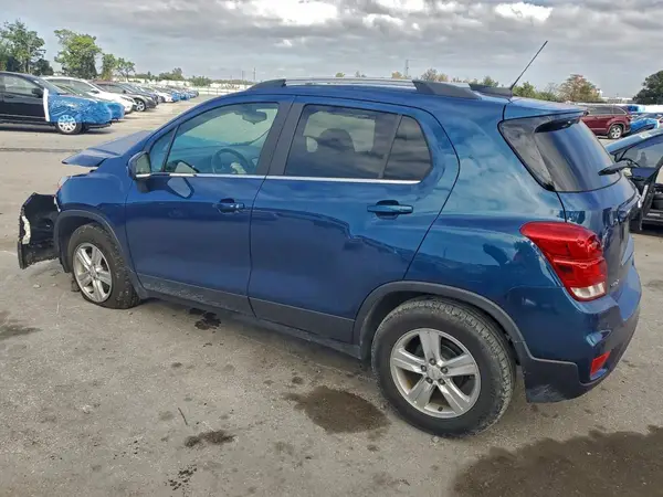 KL7CJLSB5LB334105 2020 CHEVROLET TRAX - Image 2