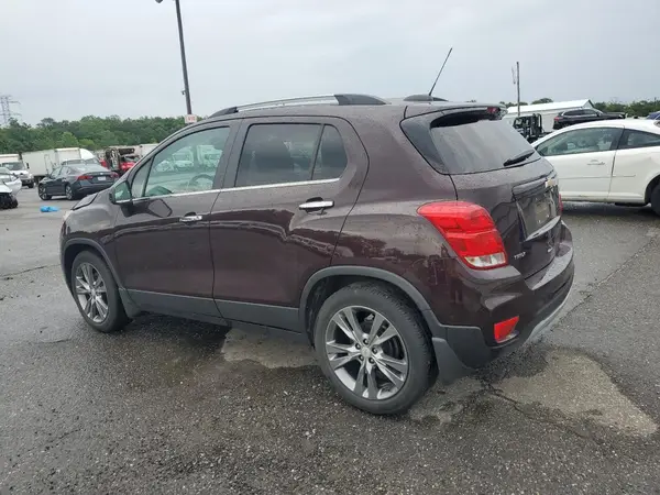 KL7CJLSB5LB348070 2020 CHEVROLET TRAX - Image 2