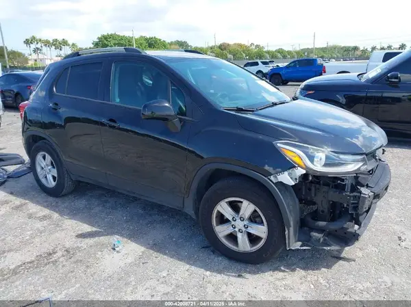 KL7CJLSB5MB310193 2021 CHEVROLET TRAX - Image 1