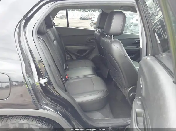 KL7CJLSB5MB333151 2021 CHEVROLET TRAX - Image 8