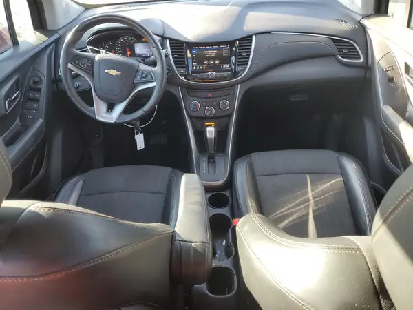 KL7CJLSB5MB335286 2021 CHEVROLET TRAX - Image 8