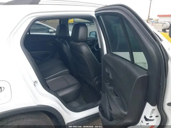 KL7CJLSB5MB341041 2021 CHEVROLET TRAX - Image 8