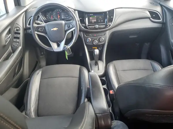 KL7CJLSB5MB357563 2021 CHEVROLET TRAX - Image 8